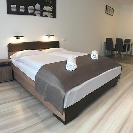 אגרסאלוק F&M Apartman מראה חיצוני תמונה