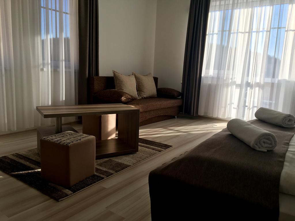 אגרסאלוק F&M Apartman מראה חיצוני תמונה